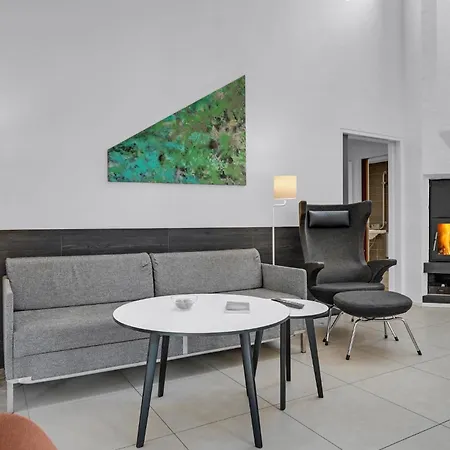 2 Bedroom Cozy In *